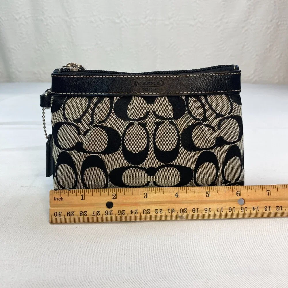Coach Signature Jacquard Wristlet 6371 | Black Canvas & Leather  |  Lola 🖤